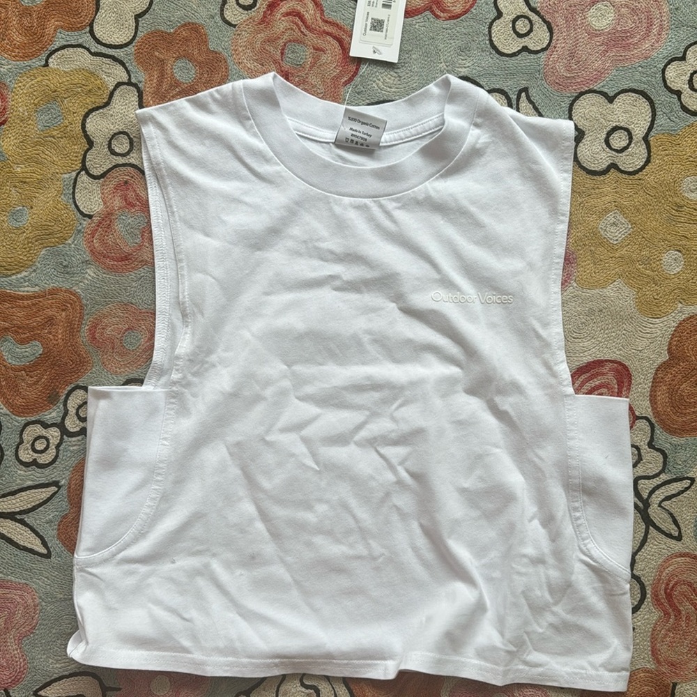 Outdoor voices every day boyfriend tank, size extra small